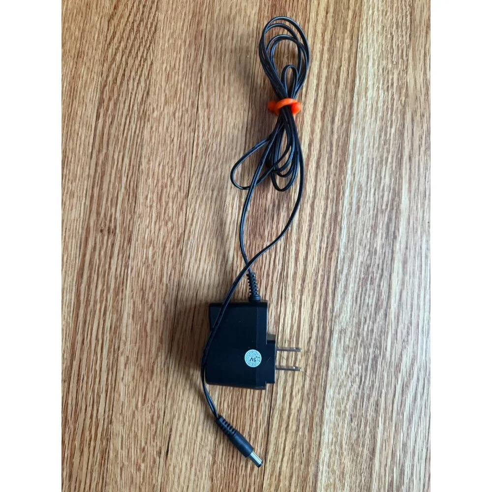 Atari Flashback 2 Classic Game Console With Two Joysticks & Power Adapter